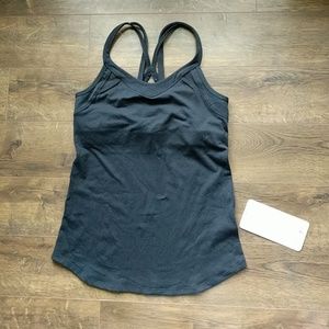 Lululemon Free Flowing tank